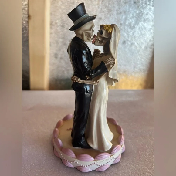 Wedding Skulls Collectible Figurine Statue Summit Collection cake topper - Picture 6 of 7